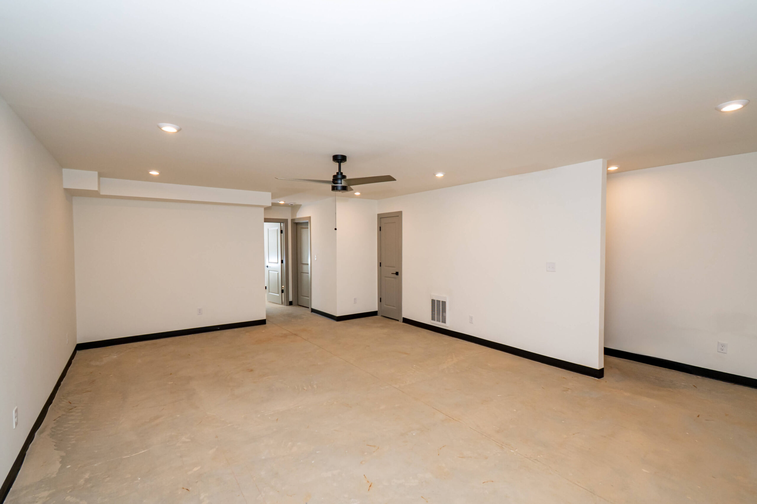 3 Bedroom Units photo 5