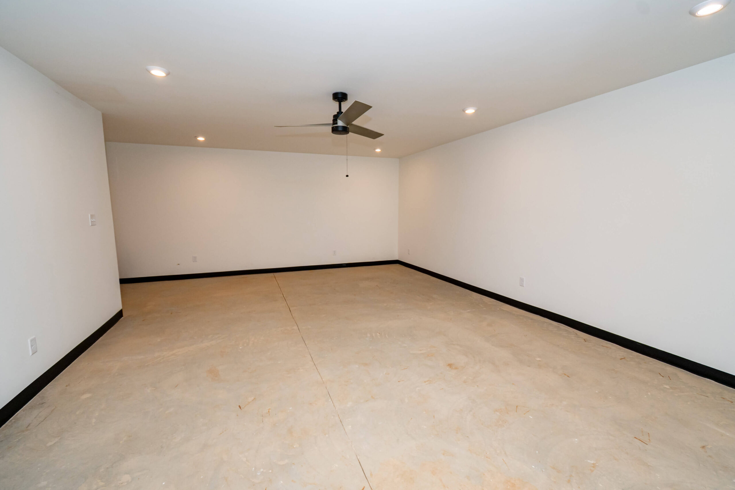 3 Bedroom Units gallery image 5