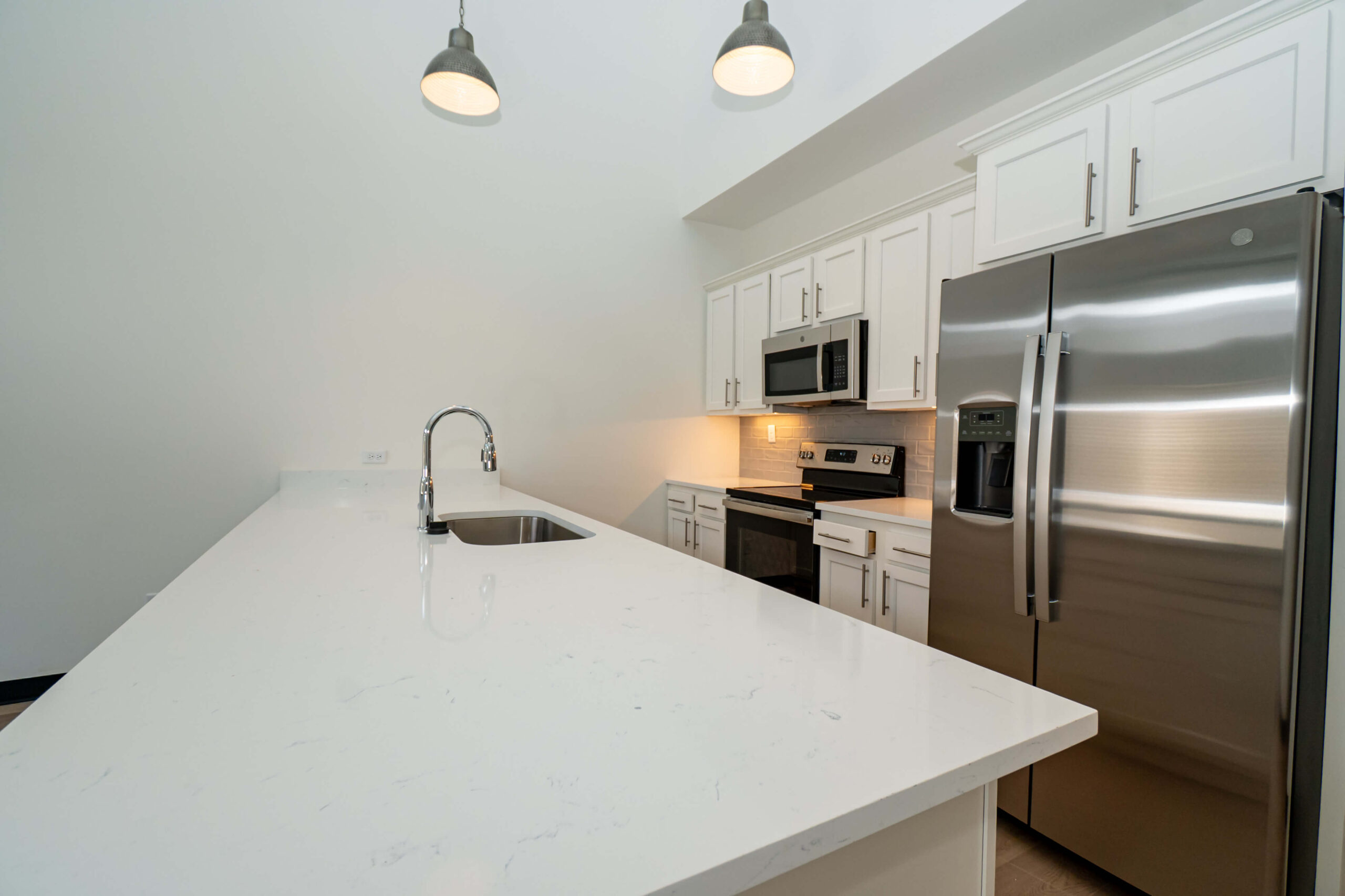 3 Bedroom Units photo 8