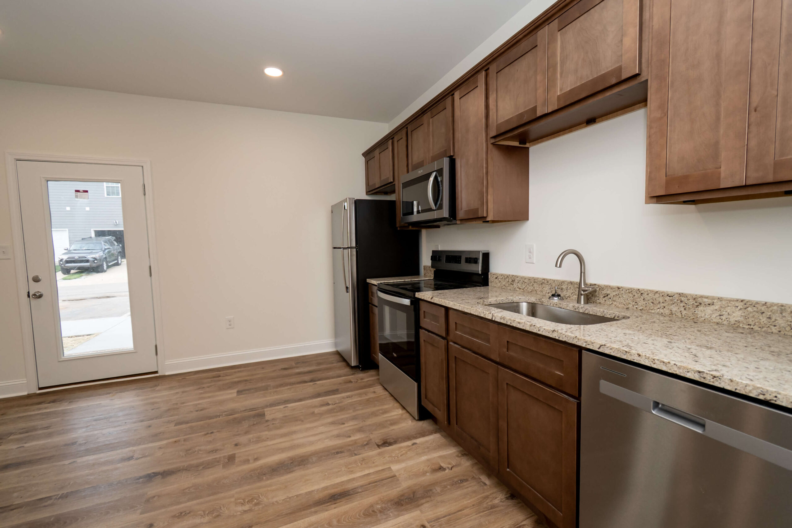 1 bed - 1 bath photo 4